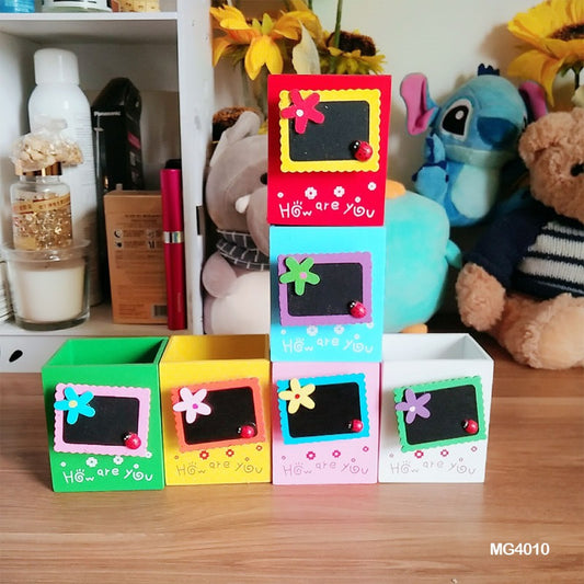 Wooden pen Stand