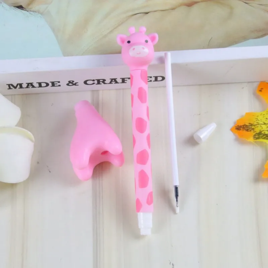 Giraffe Pen